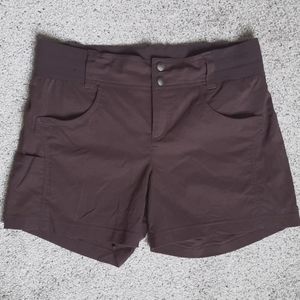 Title Nine Clamber Shorts Size 6